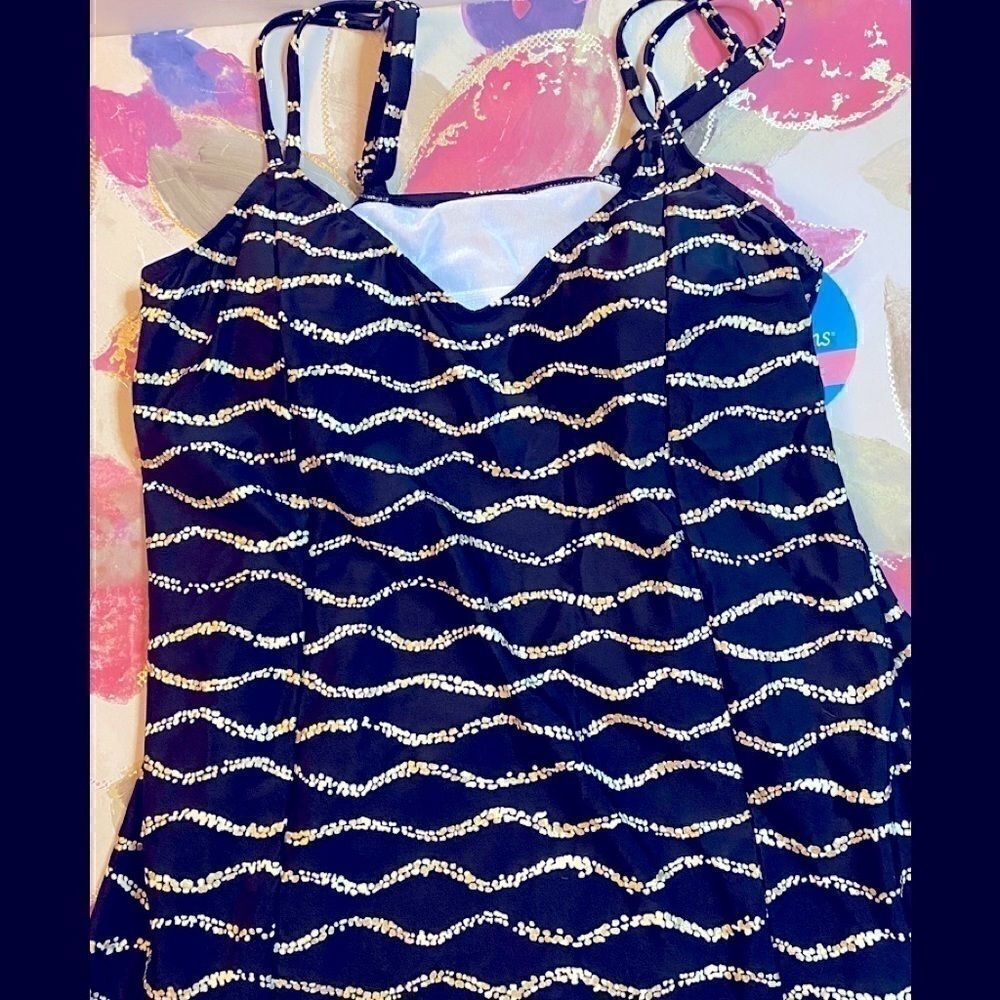 🎀Swim solutions chain print wire free tankini Top